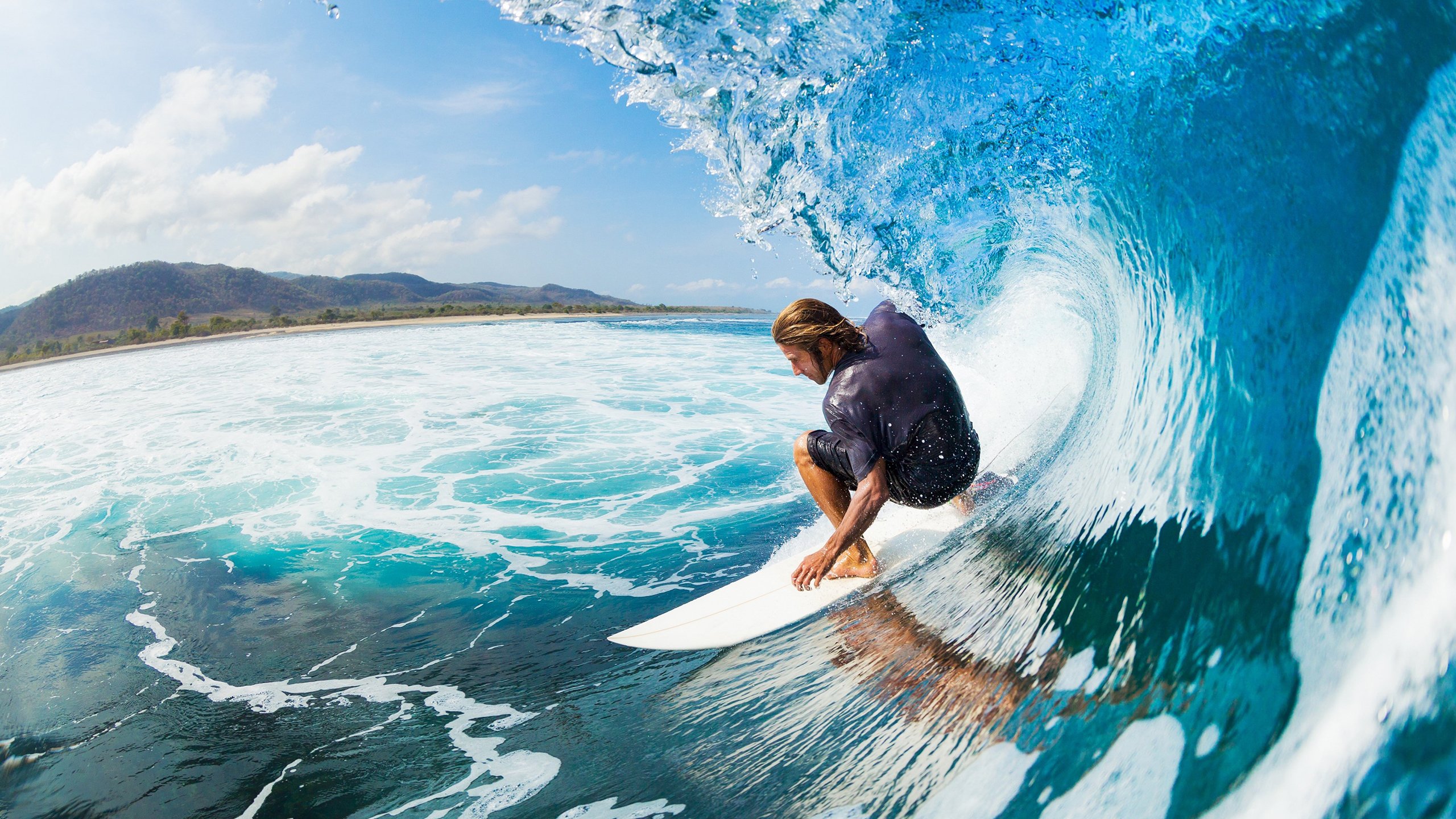 爱游戏下载-尼克斯轻取雄鹿，爱德华兹如何从隐形人蜕变为关键先生